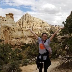 Meet your Posher, Emily